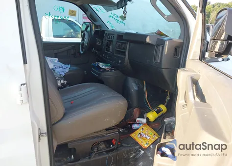 2020 Chevrolet Express Cargo Rwd 2500 Extended Wheelbase Wt z USA, uszkodzony, nr VIN 1GCWGBFP8L1123114